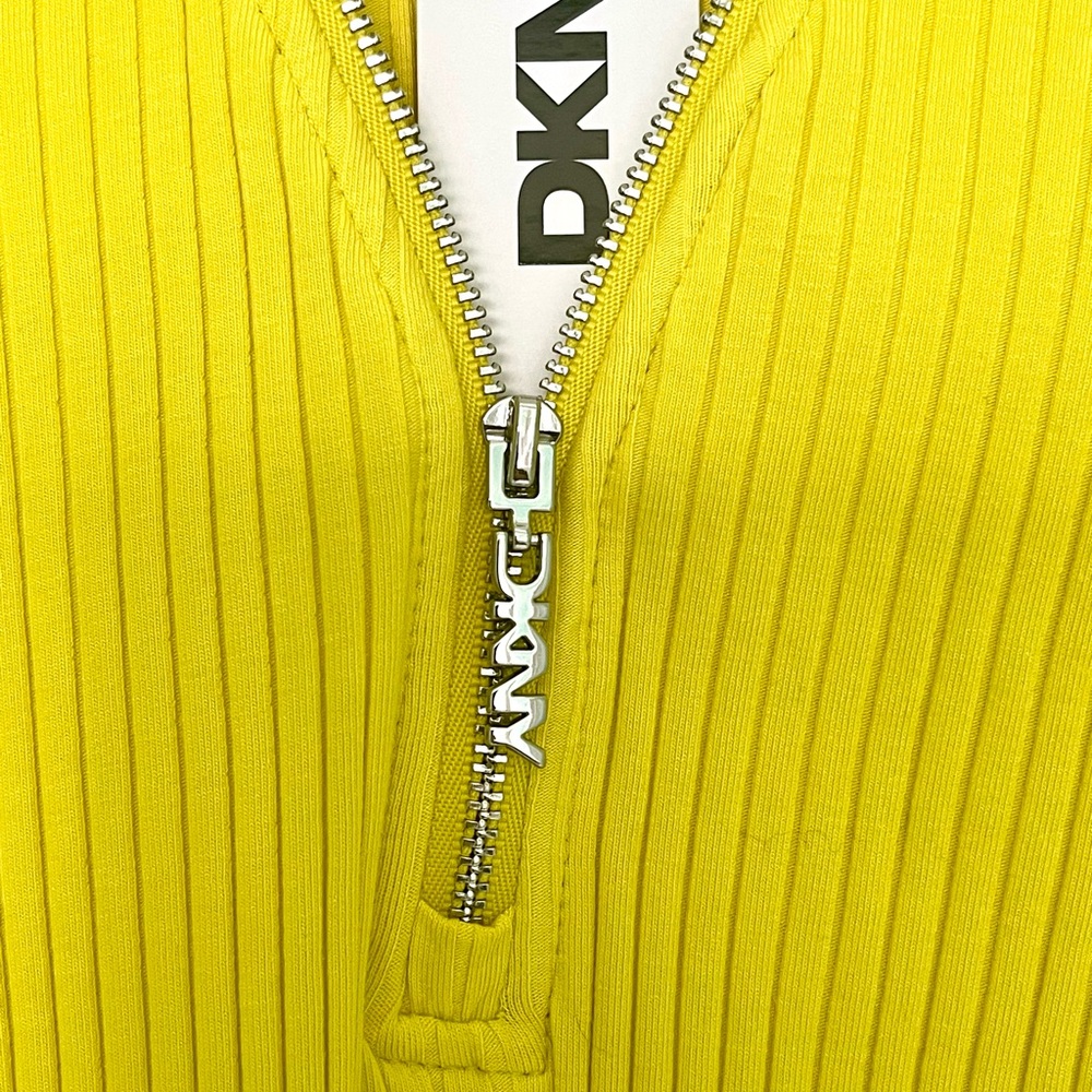 DKNY Ribbed Top - Picture 4 of 6
